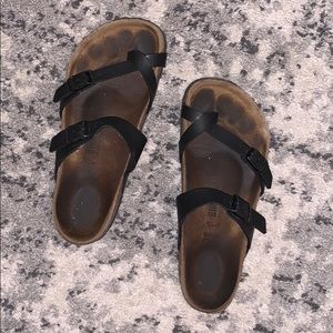 Mayari Black Birkenstock’s